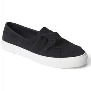 NEW Gap Knotted Slip on Suede Sneakers NIB